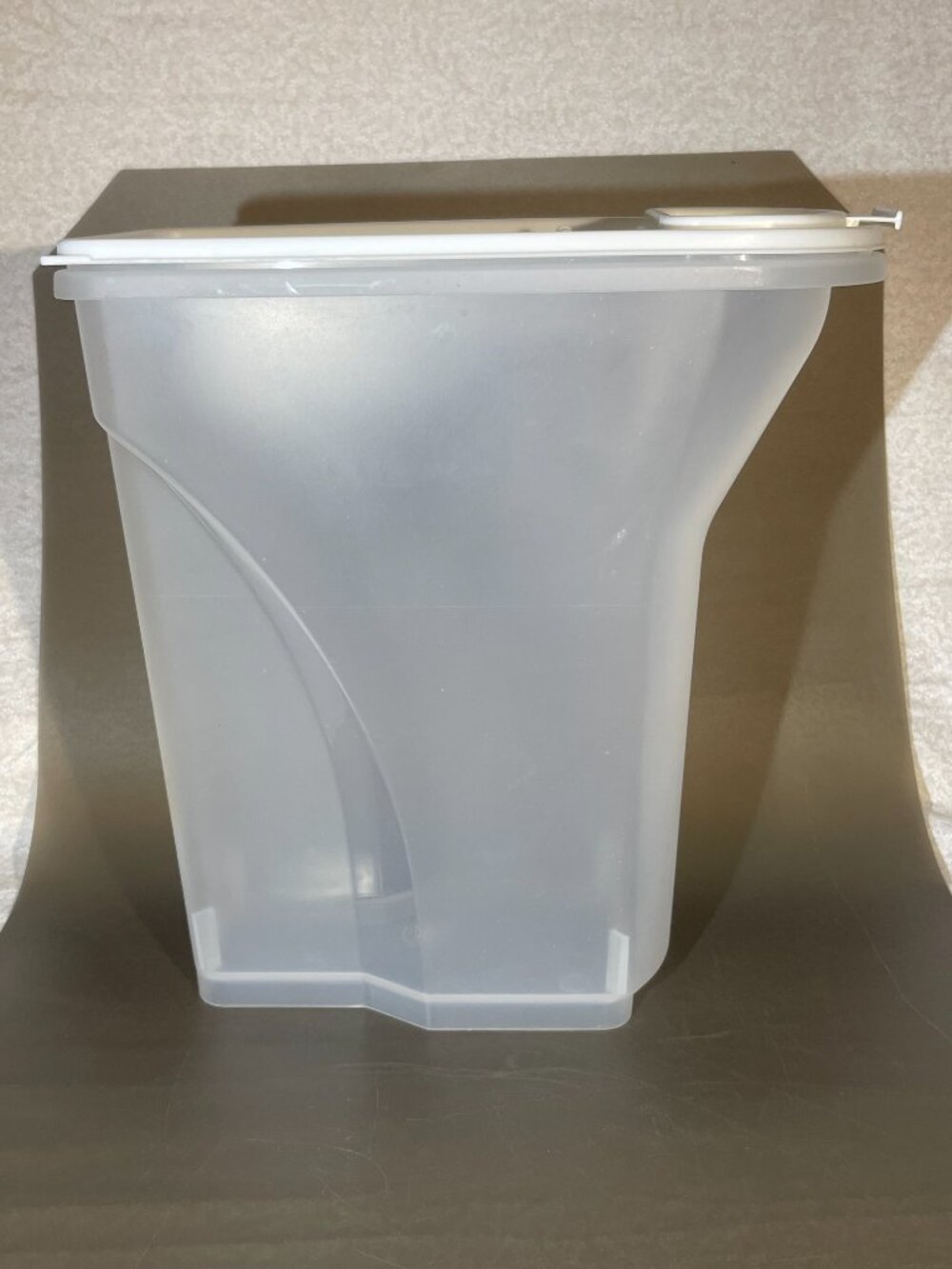 Iris US Pet Food Container 12x9x5"
